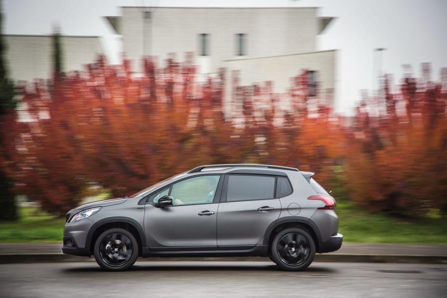  Peugeot 2008 Black Matt 2017 года  (фото 25 из 32)